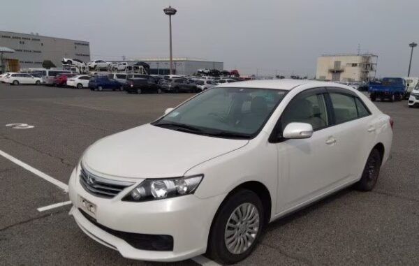 Toyota Corolla 2012 - Image 2