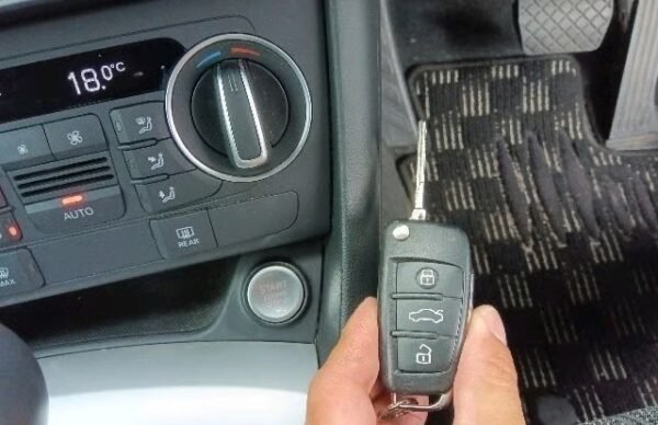 Audi Q3 2015 - Image 8