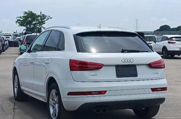 Audi Q3 2015 - Image 6