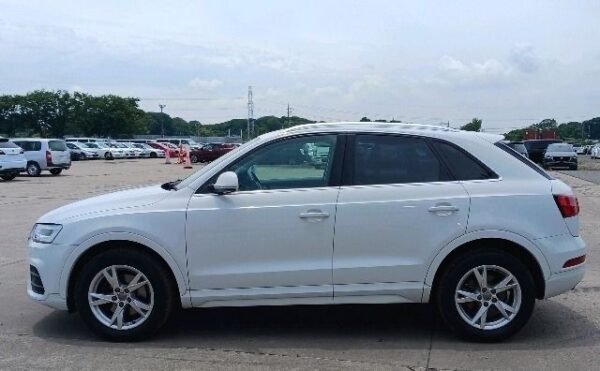 Audi Q3 2015 - Image 4