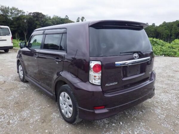 Toyota Rumion 2012 - Image 9