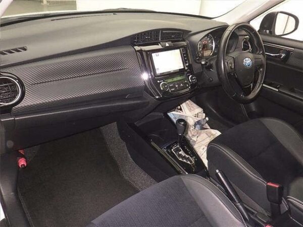 Toyota Fielder 2014 - Image 5