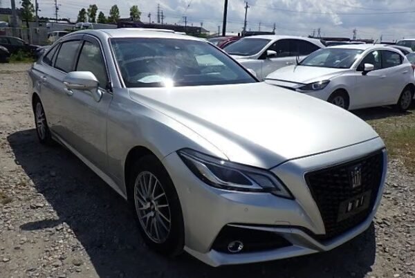 Toyota Crown 2018/7 S C PKG - Image 6