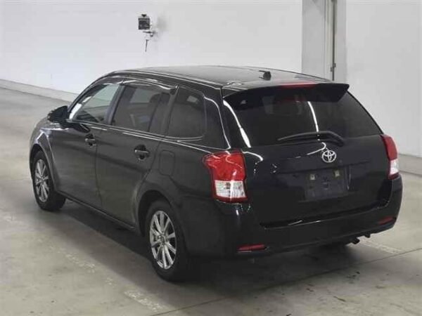 Fielder Wagon 2013 - Image 2