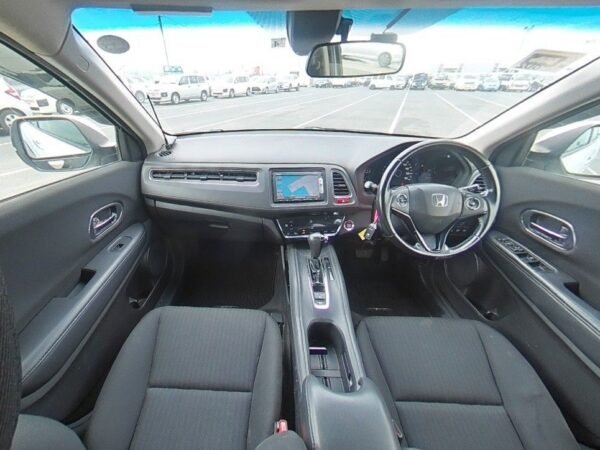2015 Vezel - Image 4