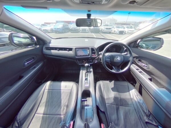 2015 Honda vezel - Image 5