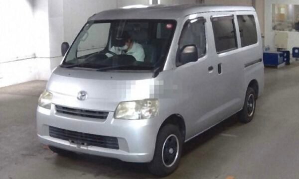 Hiace 2012
