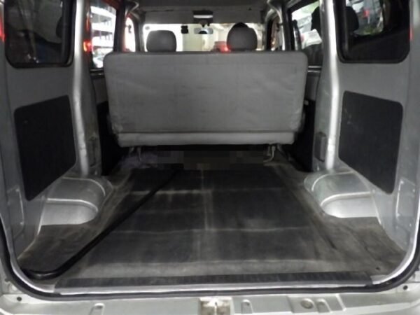 Hiace 2012 - Image 3