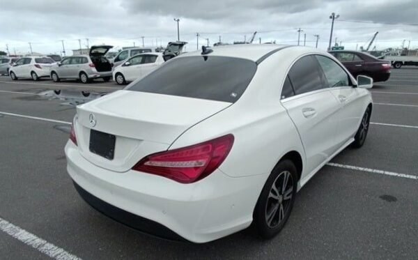 Benz C200 2017 - Image 5